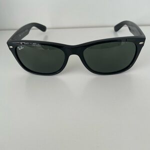 Ray-Ban Black Sunglasses